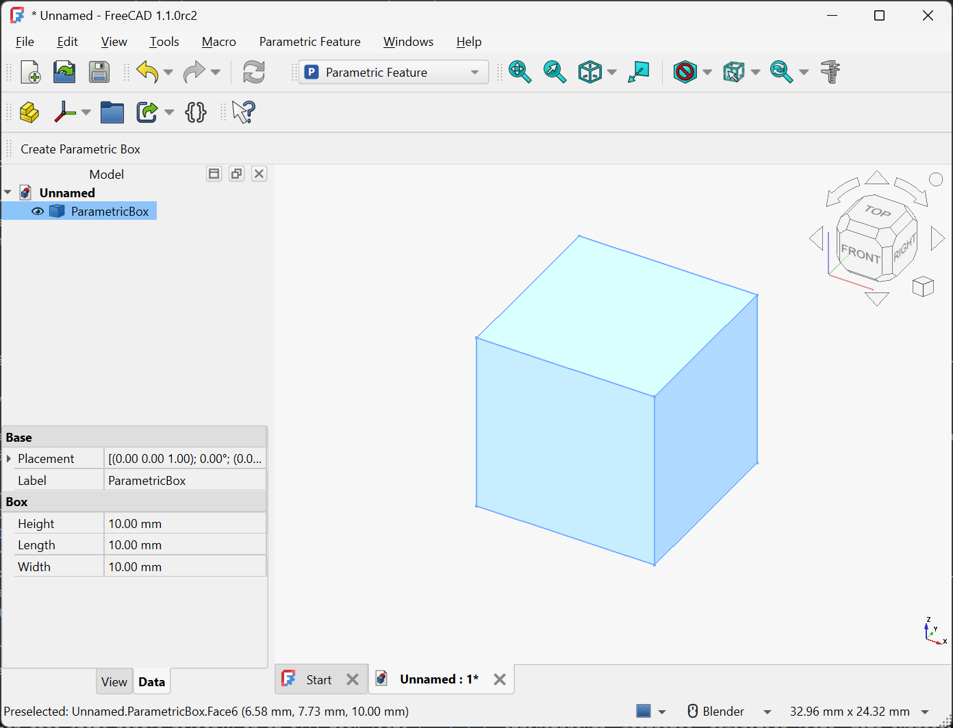 ParametricBox in the tree, property panel, and 3D view