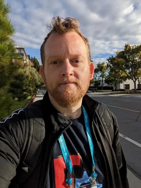 Day 1, representing with the FreeCAD shirt